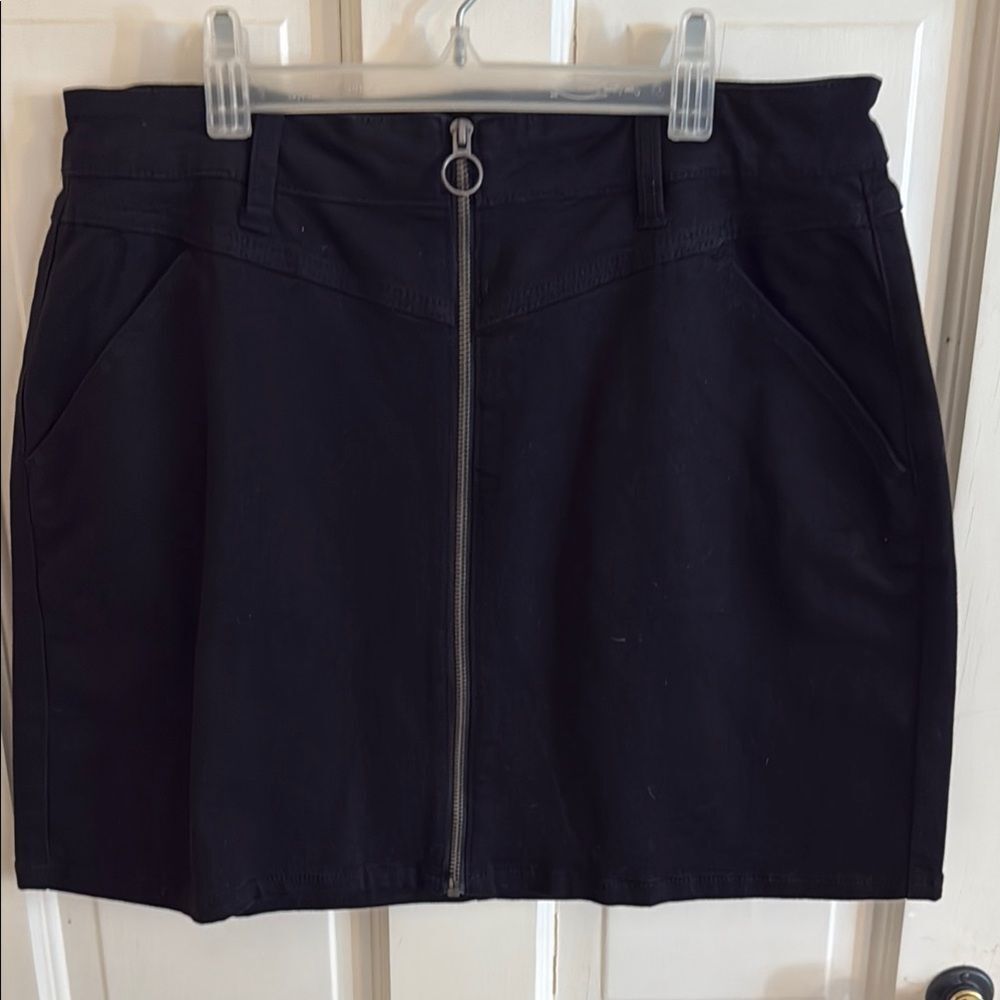 SO Black Pencil Mini Skirt for Night Out